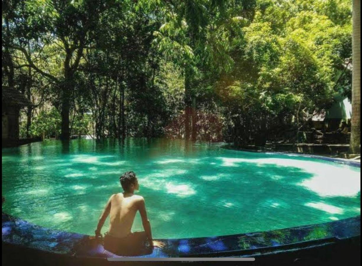 Batu-Batu Hakata Lejja Near Natural Hot Spring מראה חיצוני תמונה